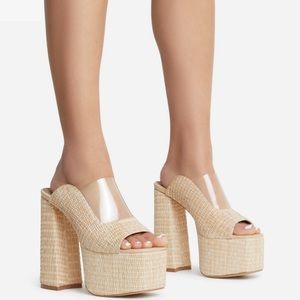 NIB: DESTINATION WOVEN CLEAR PERSPEX SQUARE PEEP TOE PLATFORM HEEL MULE IN NUDE
